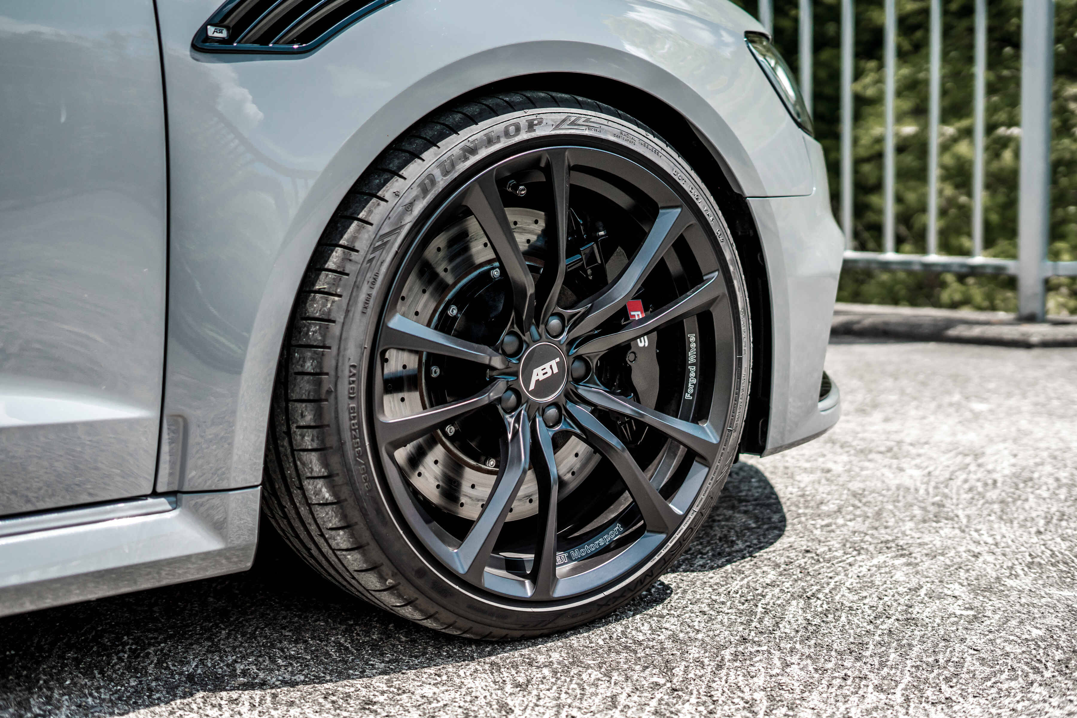 High wheels outlet