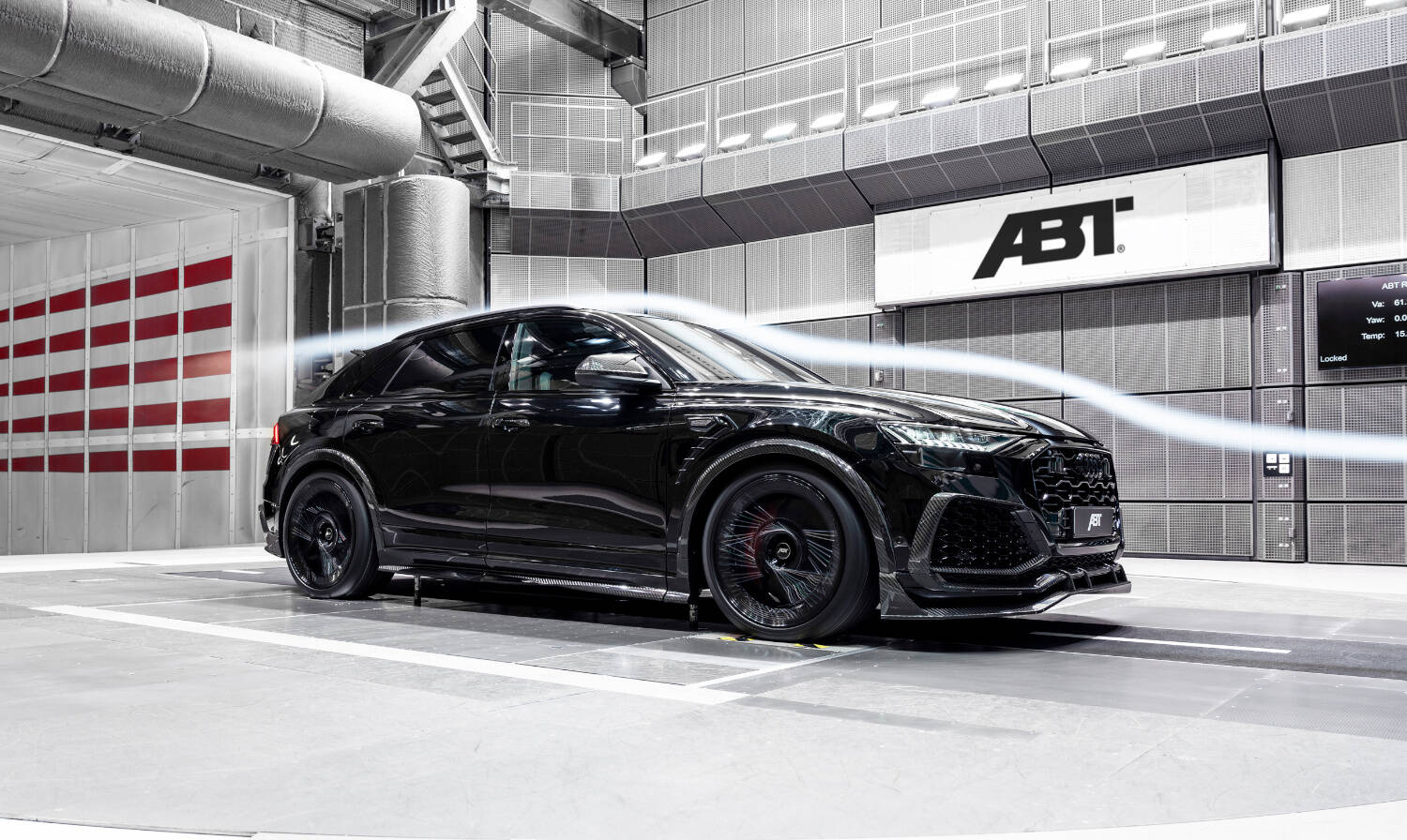 The limited RSQ8 Signature Edition with 800 HP and 1,000 Nm