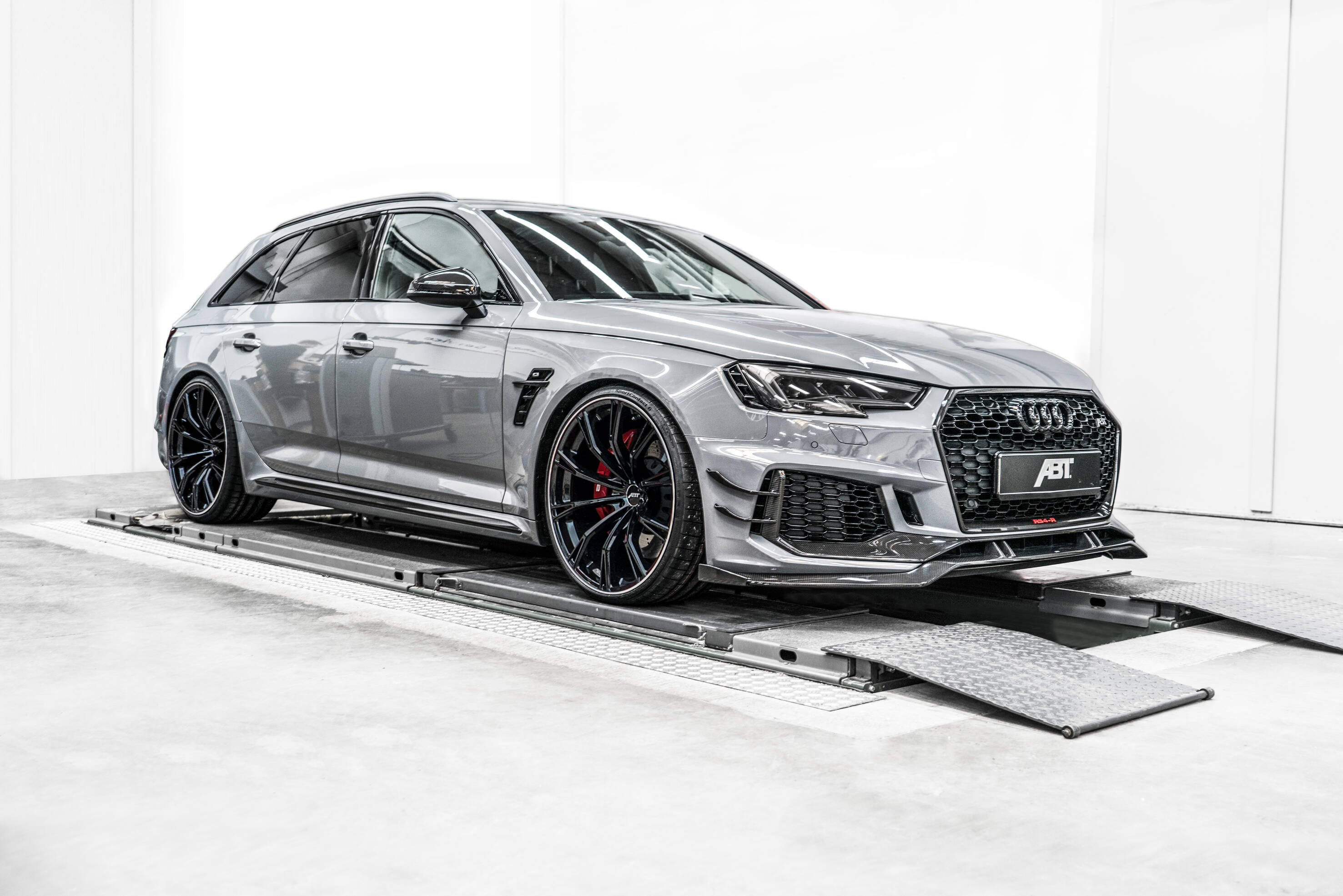Audi RS3 - Audi Tuning, VW Tuning, Chiptuning von ABT Sportsline.