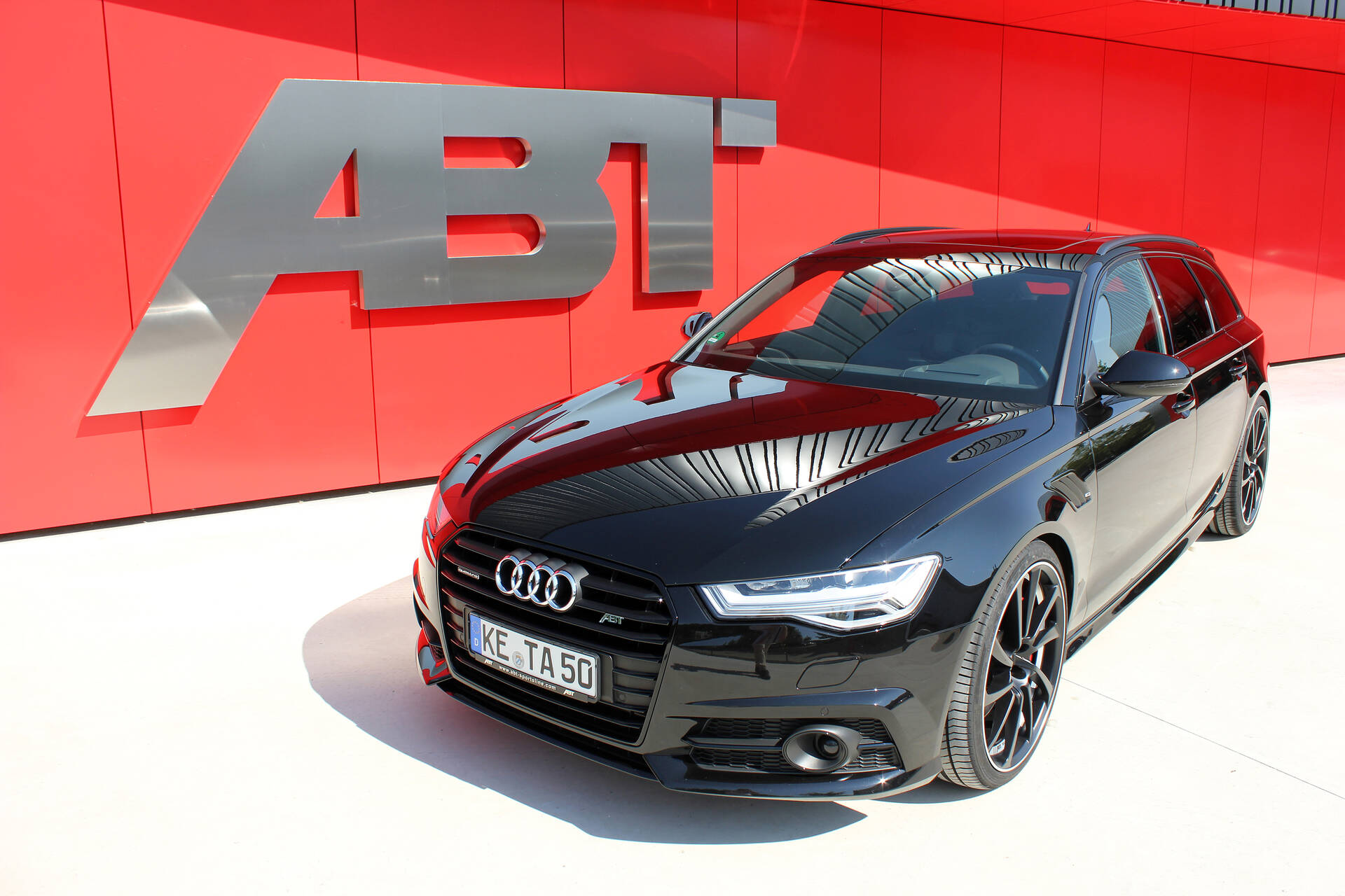 Seat Leon - Audi Tuning, VW Tuning, Chiptuning von ABT Sportsline.