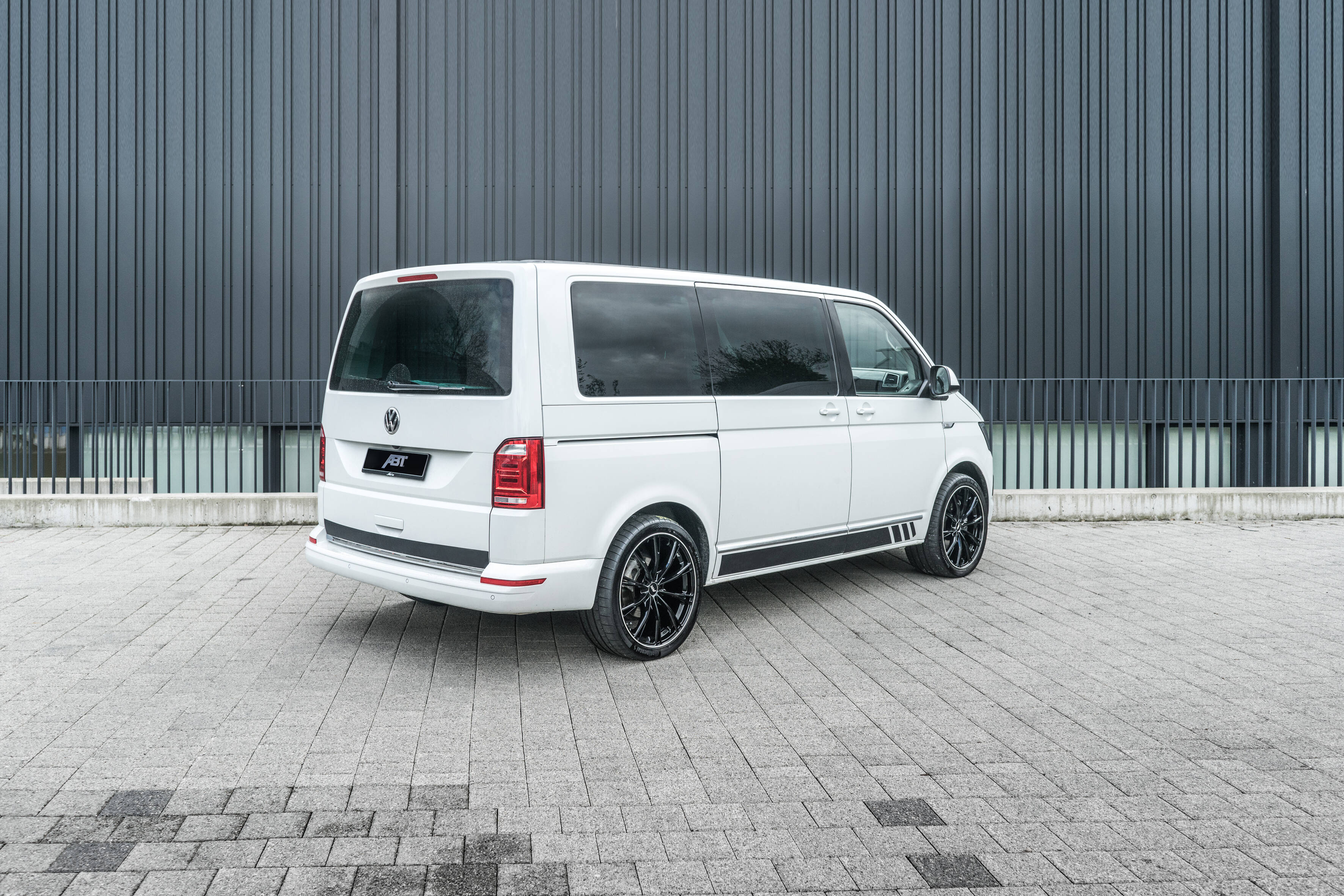 Volkswagen Transporter T5, tuning, vans, Volkswagen Transporter, tunned T5,  VW Transporter, HD wallpaper