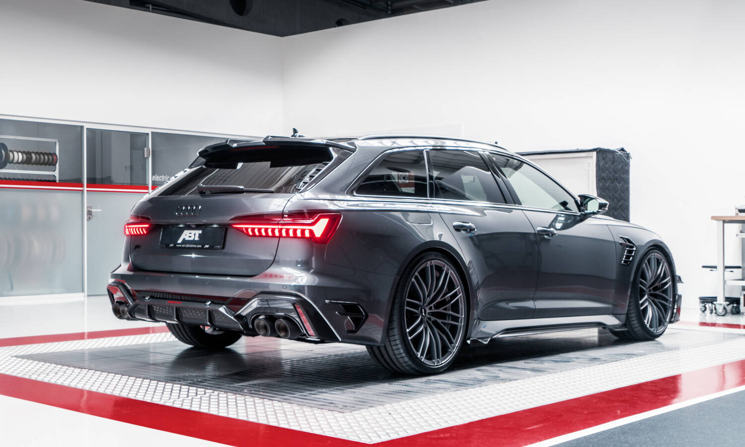 ABT RS6-S - Audi Tuning, VW Tuning, Chiptuning von ABT Sportsline.