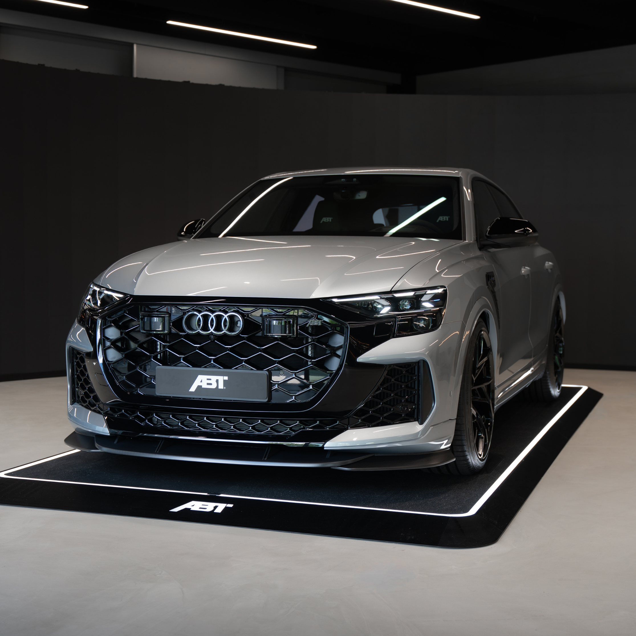 ABT RSQ8-S - Satellite Silver Metallic