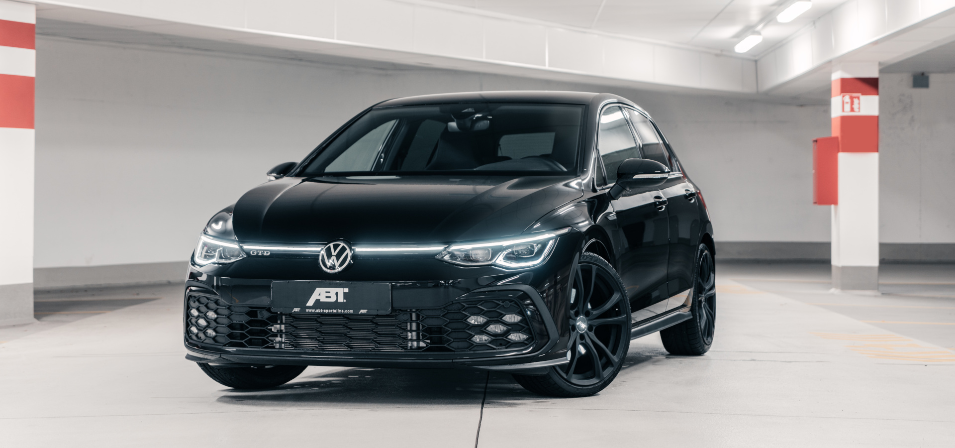 2021 Volkswagen Golf 8 GTI (245 HP) in Deep Black