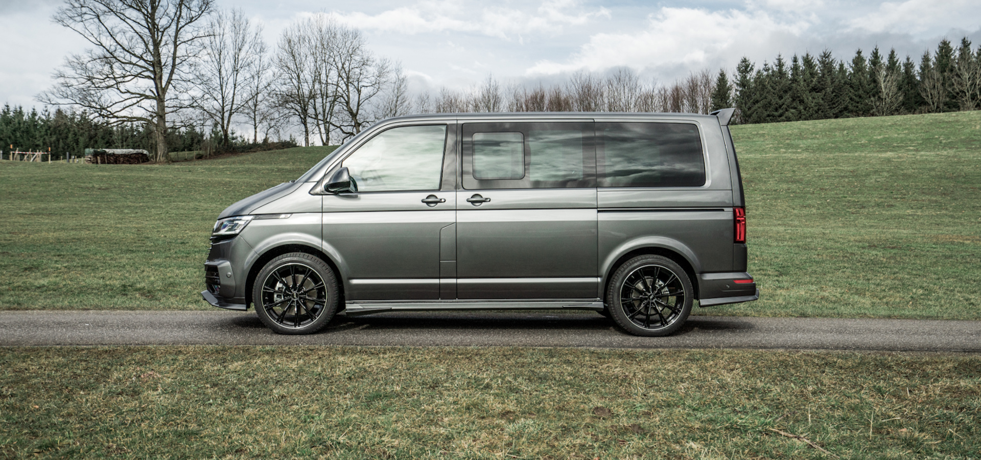 vw transporter kombi 6 seater